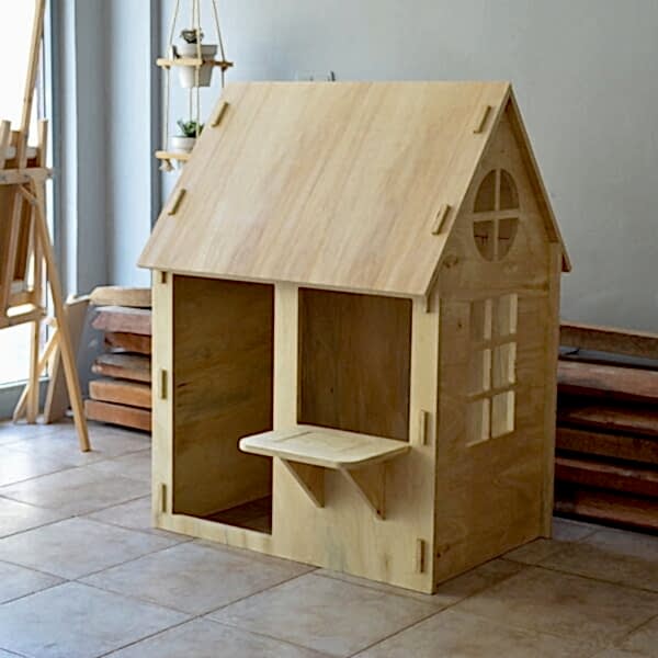 Ahşap Oyun Evi